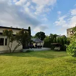 Elly House Holiday home *