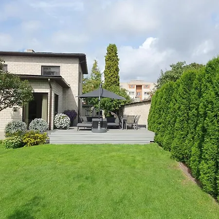 Elly House Holiday home *