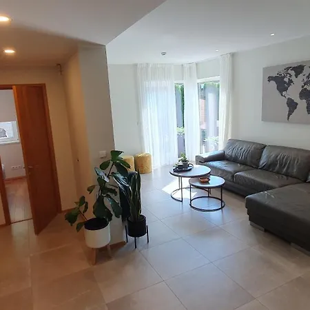 Holiday home Elly House *