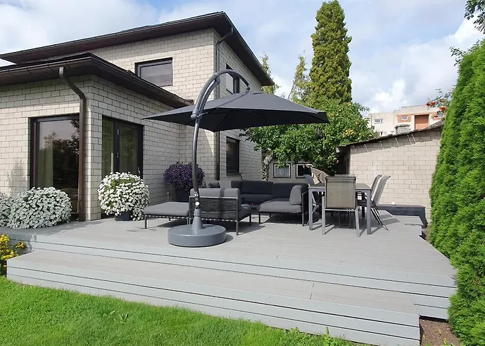 Holiday home Elly House